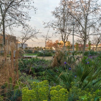 Parc de les tretze roses. Barcelona Parc de les tretze roses. Barcelona